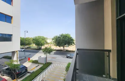 شقة - غرفة نوم - 2 حمامات للايجار في ميكاسا افينيو - الفرجان - دبي