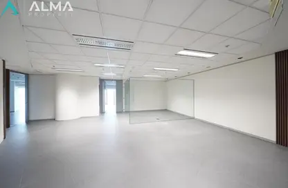 Office Space - Studio - 1 Bathroom for rent in Park Place Tower - Sheikh Zayed Road - Dubai