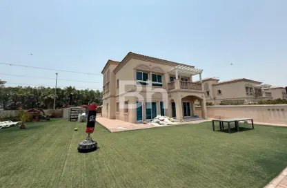 Villa - 2 Bedrooms - 3 Bathrooms for rent in District 7F - Jumeirah Village Triangle - Dubai