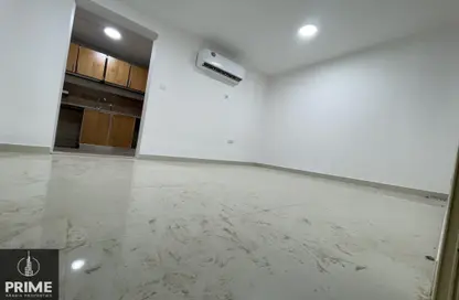 Apartment - Studio - 1 Bathroom for rent in Shakhbout City - Abu Dhabi