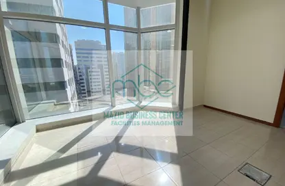 مكتب - استوديو - 4 حمامات للايجار في برج الكورنيش - شارع الكورنيش - أبوظبي مكتب - استوديو - 4 حمامات للايجار في برج الكورنيش - شارع الكورنيش - أبوظبي