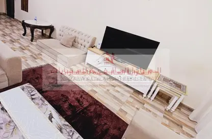 Apartment - 1 Bedroom - 2 Bathrooms for rent in Palm Tower 1 - Palm Towers - Al Majaz - Sharjah