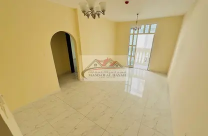 Apartment - 1 Bedroom - 2 Bathrooms for rent in Muwaileh 29 Building - Muwaileh - Sharjah