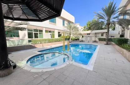 Villa - 5 Bedrooms - 5 Bathrooms for rent in Umm Suqeim 2 Villas - Umm Suqeim 2 - Umm Suqeim - Dubai
