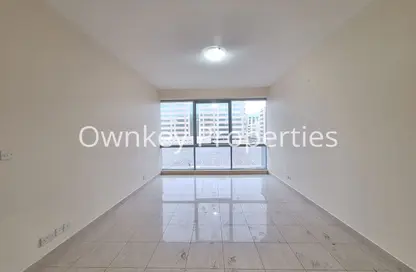 Apartment - 3 Bedrooms - 3 Bathrooms for rent in Silver Sands 2 - Mankhool - Bur Dubai - Dubai