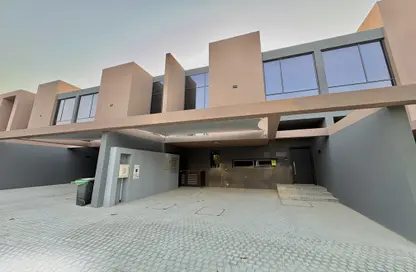 Townhouse - 3 Bedrooms - 4 Bathrooms for rent in Robinia - Masaar - Tilal City - Sharjah