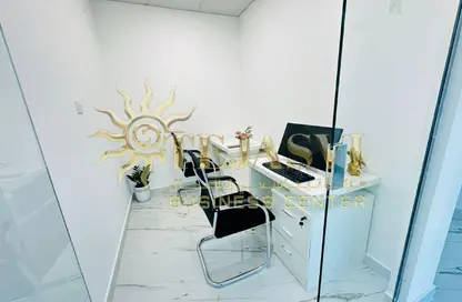 Office Space - Studio - 1 Bathroom for rent in Fatima Mohammad Ahmad Bin Suleiman Building - Al Raffa - Bur Dubai - Dubai