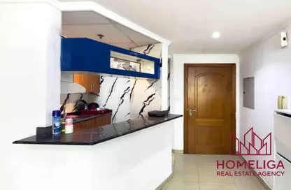 Apartment - 1 Bedroom - 2 Bathrooms for sale in Manchester Tower - Dubai Marina - Dubai