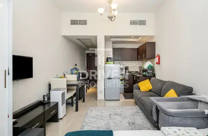 شقة - 1 حمام للايجار في ميدان هانوفر - الضاحية 10 - قرية الجميرا سركل - دبي