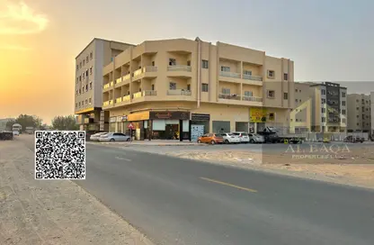 عمارة بالكامل - 8 غرف نوم - 8 حمامات للبيع في الجرف الصناعية 3 - الجرف الصناعية - عجمان