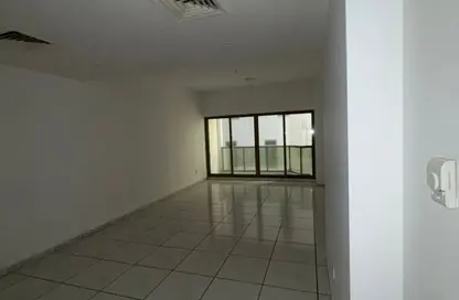 Apartment - 2 Bedrooms - 3 Bathrooms for rent in Thuraya Al Majaz Building - Al Majaz 3 - Al Majaz - Sharjah