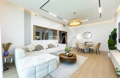 Apartment - 1 Bedroom - 2 Bathrooms for sale in Marina Pinnacle - Dubai Marina - Dubai