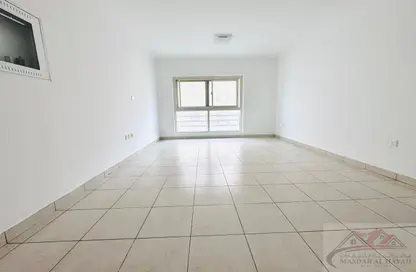 Apartment - 1 Bedroom - 2 Bathrooms for rent in Muwaileh 29 Building - Muwaileh - Sharjah