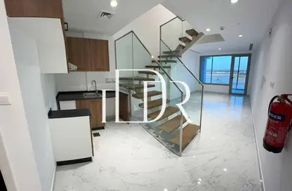 Apartment - 2 Bedrooms - 3 Bathrooms for sale in Oasis 1 - Oasis Residences - Masdar City - Abu Dhabi