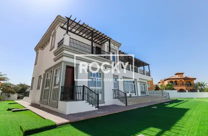 Villa - 6 Bedrooms - 7 Bathrooms for sale in The Centro - The Villa - Dubai