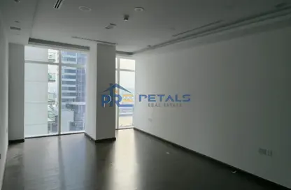 مكتب - استوديو للبيع في برج بارك لين - الخليج التجاري - دبي