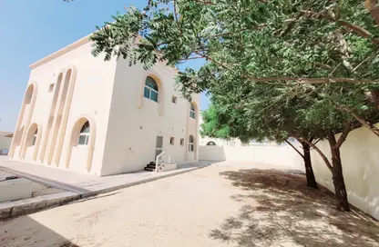 فيلا - 4 غرف نوم - 7 حمامات للايجار في القراين 1 - القراين - الشارقة