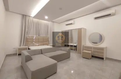 Apartment - Studio - 1 Bathroom for rent in Mohamed Bin Zayed City - Abu Dhabi