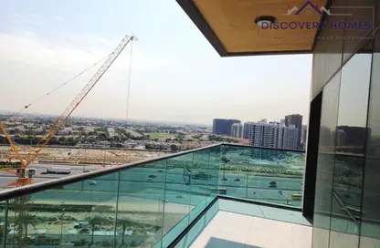 Apartment - 1 Bathroom for rent in The Square Tower - Jumeirah Village Circle - Dubai