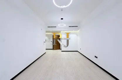 Apartment - 1 Bedroom - 2 Bathrooms for rent in Nad Al Sheba 1 - Nad Al Sheba - Dubai