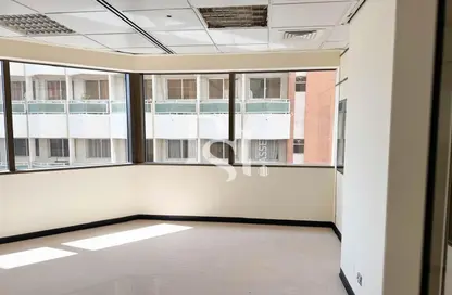 Office Space - Studio - 1 Bathroom for rent in Al Dhabi Tower - Al Danah - Abu Dhabi