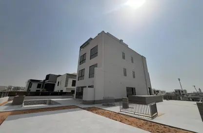 Villa - 5 Bedrooms - 7 Bathrooms for rent in Nad Al Sheba Villas - Nad Al Sheba 3 - Nad Al Sheba - Dubai