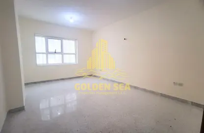 Apartment - 3 Bedrooms - 3 Bathrooms for rent in Al Falah Street - City Downtown - Abu Dhabi