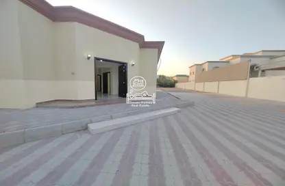 Apartment - 1 Bedroom - 1 Bathroom for rent in Shakhbout City - Abu Dhabi