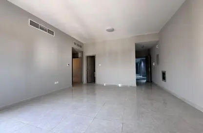 شقة - 2 غرف نوم - 3 حمامات للايجار في الجرف 3 - الجرف - عجمان وسط المدينة - عجمان