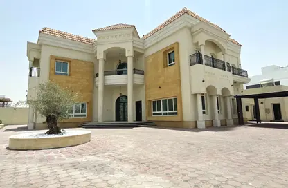Villa - 6 Bedrooms - 7 Bathrooms for rent in Nad Al Sheba 4 - Nad Al Sheba - Dubai