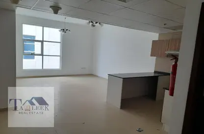 Empty Room image for: Apartment - 1 Bedroom - 2 Bathrooms for sale in City Tower - Al Nuaimiya - Ajman, Image 1