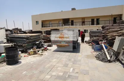 Land - Studio - 5 Bathrooms for rent in Al Sajaa Industrial - Al Sajaa - Sharjah