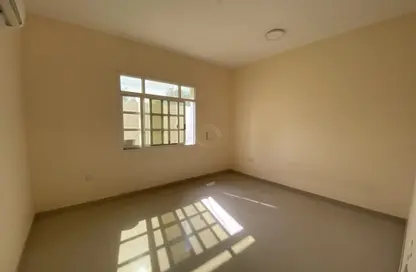 Empty Room image for: Half Floor - Studio for rent in Slemi - Al Jimi - Al Ain, Image 1