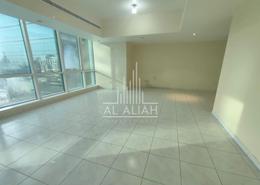 Empty Room image for: Duplex - 2 bedrooms - 4 bathrooms for rent in Fotouh Al Khair - Airport Road - Abu Dhabi, Image 1