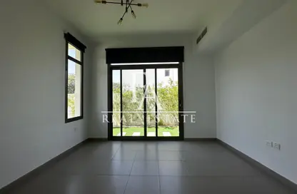 Townhouse - 4 Bedrooms - 6 Bathrooms for sale in Noor Townhouses - Town Square - Dubai