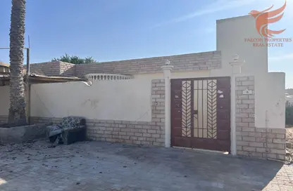 فيلا - 5 غرف نوم - 6 حمامات للايجار في شمال جلفار - رأس الخيمة