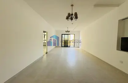 Apartment - 2 Bedrooms - 3 Bathrooms for rent in Al Mamzar Building - Al Mamzar - Deira - Dubai