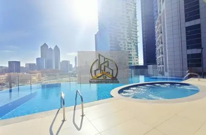 شقة - 2 غرف نوم - 4 حمامات للايجار في شارع الكورنيش - أبوظبي