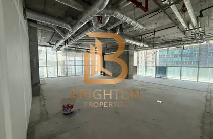 Office Space - Studio - 1 Bathroom for rent in Corniche Tower - Corniche Road - Abu Dhabi