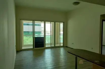 Apartment - 1 Bedroom - 1 Bathroom for rent in Marina Park - Dubai Marina - Dubai