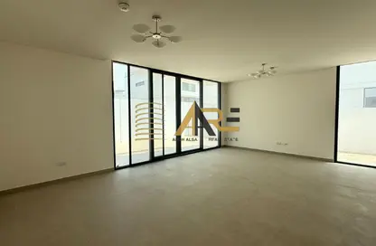 فيلا - 4 غرف نوم - 6 حمامات للايجار في مدينة أجمل مكان - مدينة الواجهة المائية لإمارة الشارقة - الشارقة