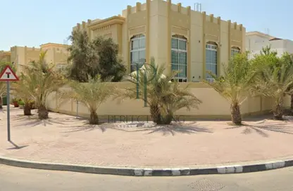 Villa - Studio - 7 Bathrooms for rent in Jumeirah 2 Villas - Jumeirah 2 - Jumeirah - Dubai