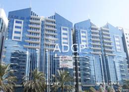 Apartment - 2 bedrooms - 2 bathrooms for rent in Blue Tower B - Blue Towers - Al Dhafrah - Abu Dhabi