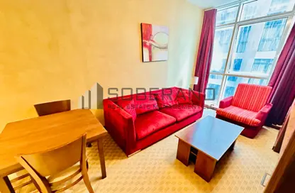 Apartment - 1 Bedroom - 1 Bathroom for rent in Al Dana Tower - Danet Abu Dhabi - Abu Dhabi