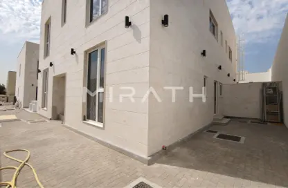Villa - 5 Bedrooms - 5 Bathrooms for rent in Mirdif Villas - Mirdif - Dubai