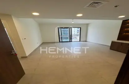 شقة - غرفة نوم - 1 حمام للايجار في اسكوت ريزيدينس - تاون سكوير - دبي