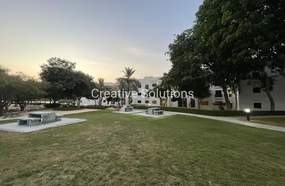 Apartment - 2 Bedrooms - 2 Bathrooms for rent in The Gardens Buildings - The Gardens - Dubai