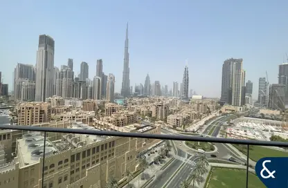 Apartment - 3 Bedrooms - 3 Bathrooms for rent in South Ridge 1 - South Ridge - Downtown Dubai - Dubai