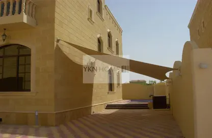 فيلا - 5 غرف نوم - 6 حمامات للايجار في مدينة شخبوط - أبوظبي