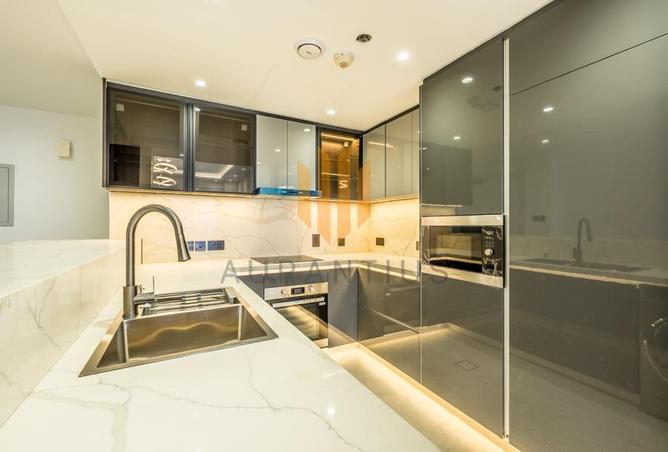 15867000 - Property Image 3